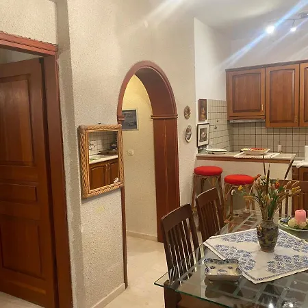 Дом отдыха Hliannas House