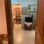 Hliannas House *
