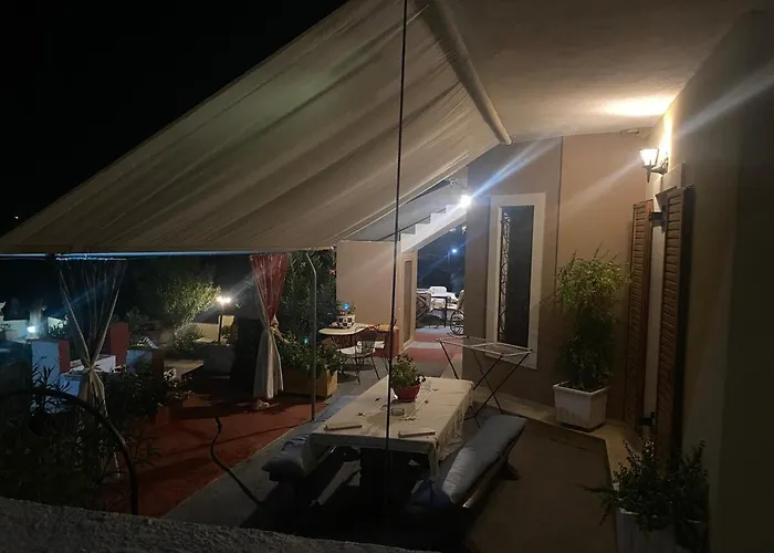Hliannas House *