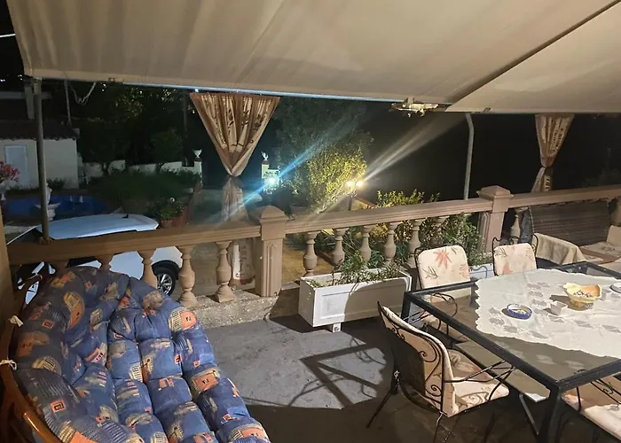 Hliannas House Efl