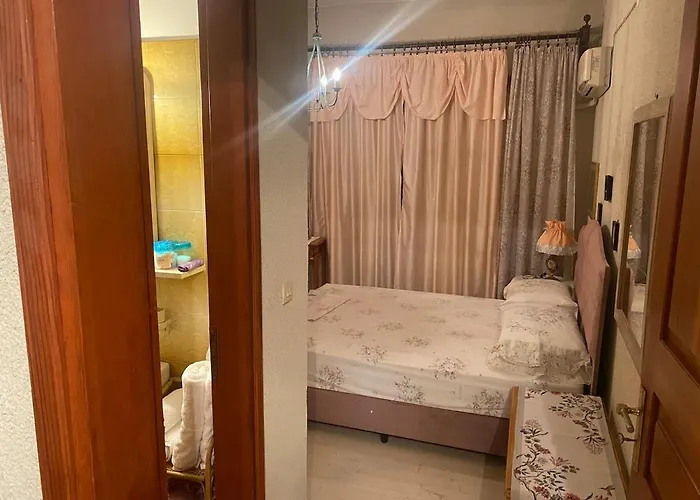 펜션 Hliannas House Efl