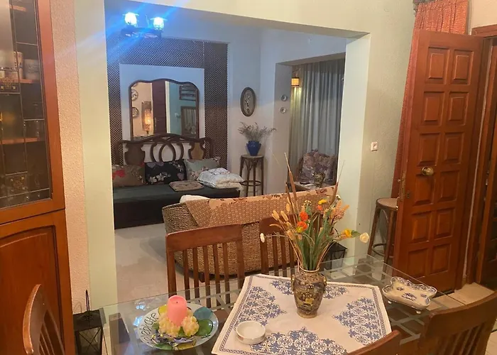 Hliannas House Efl